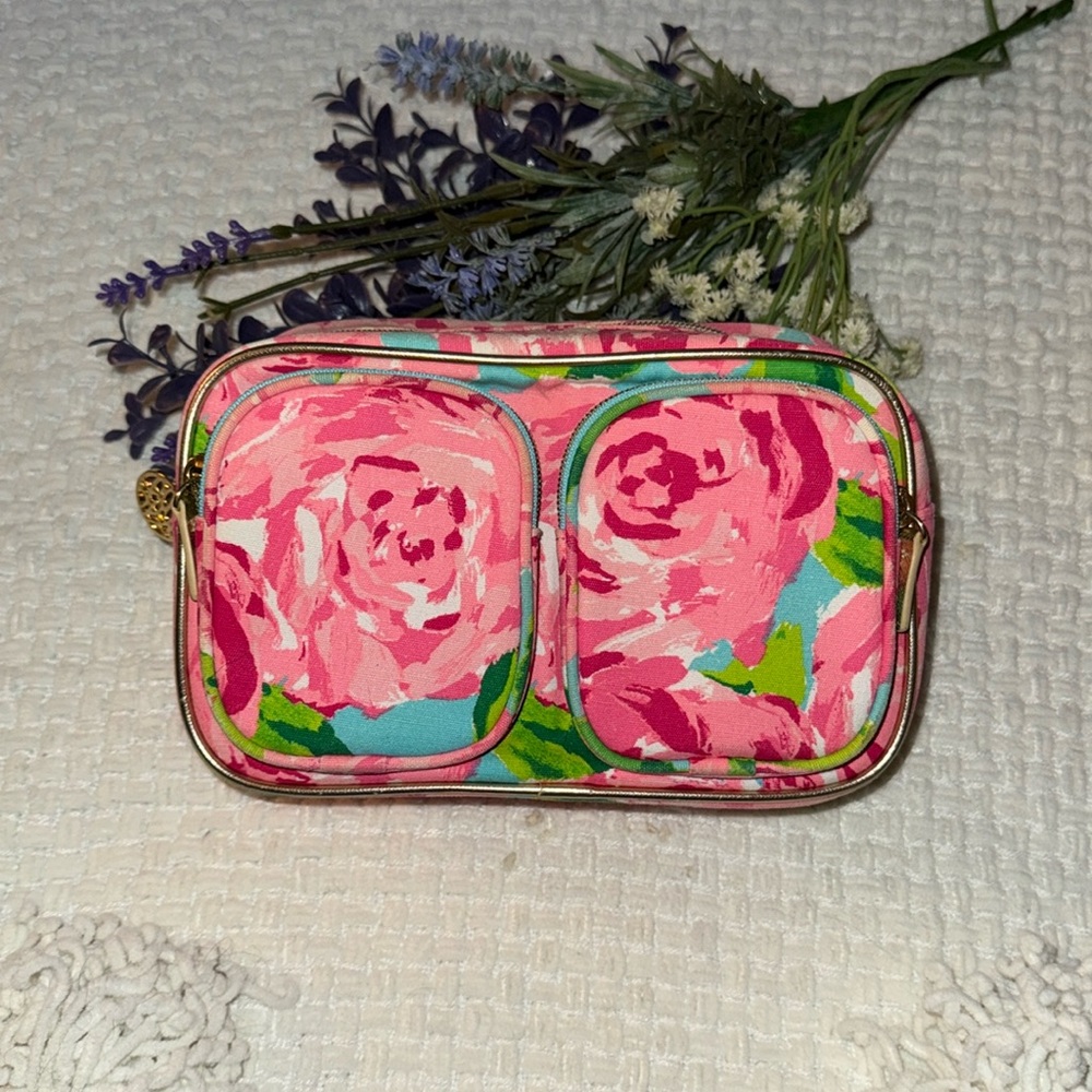 Lilly Pulitzer Cosmetic GWP Makeup Bag in Hotty Pink First Impressions